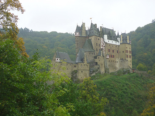 Bilderbuchburg Eltz